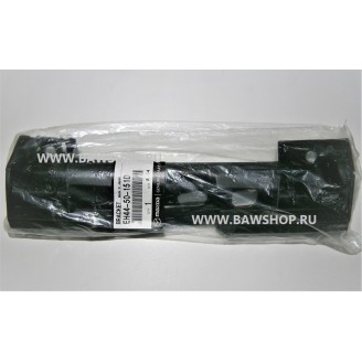 Крепление бампера EH4450151D Mazda