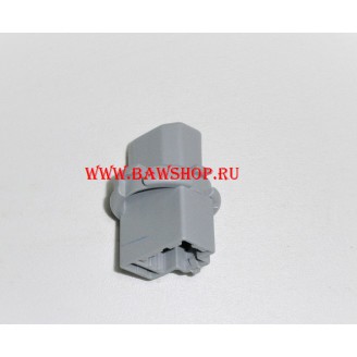 Патрон лампы Mazda GF3H513E7