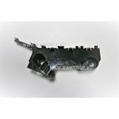 Кронштейн переднего бампера правый Mazda GHP9500T1B