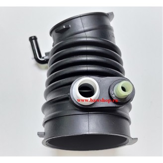 Патрубок впускного коллектора GY0113220B Mazda