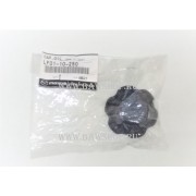 Крышка маслозаливной горловины Mazda LF0110250